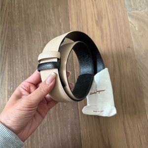 Salvatore Ferragamo Adjustable and Reversible Gancini Belt — Stone / Black